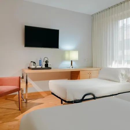 Hesperia Centro Hotel