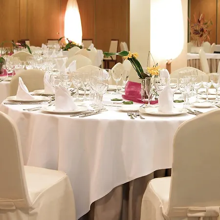 Hesperia Centro Hotel 3*