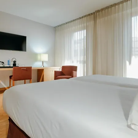 Hesperia Centro Hotel Zaragoza