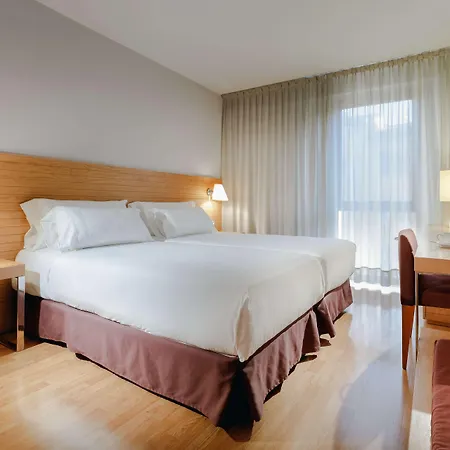 Hotel Hesperia Centro 3*
