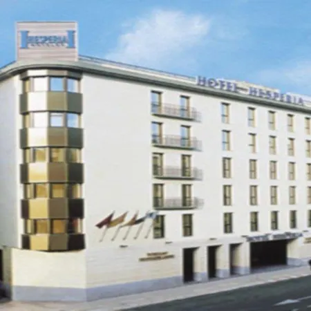 Hesperia Centro 3*