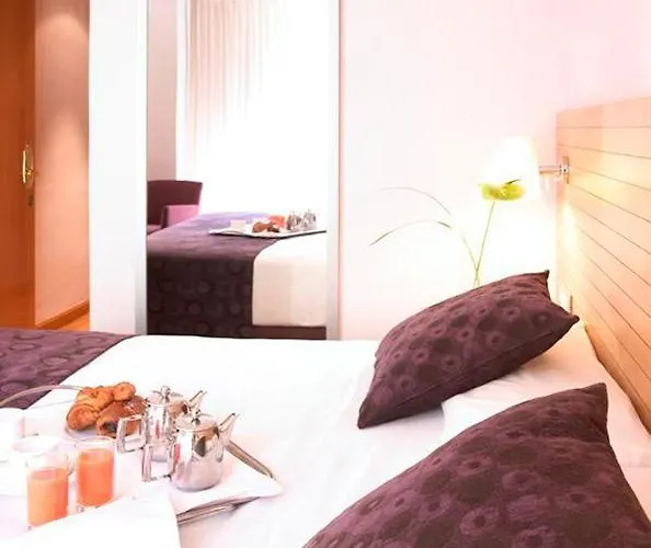 Hesperia Centro Saragossa